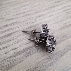 Sarah Briggs Thorn Stud Earrings